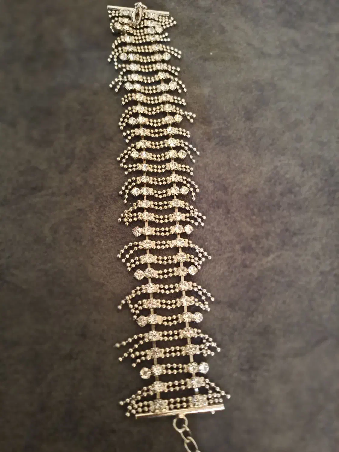 گردنبند صدفی و دستبند نگین دار|بدلیجات|مشکین‌دشت, |دیوار