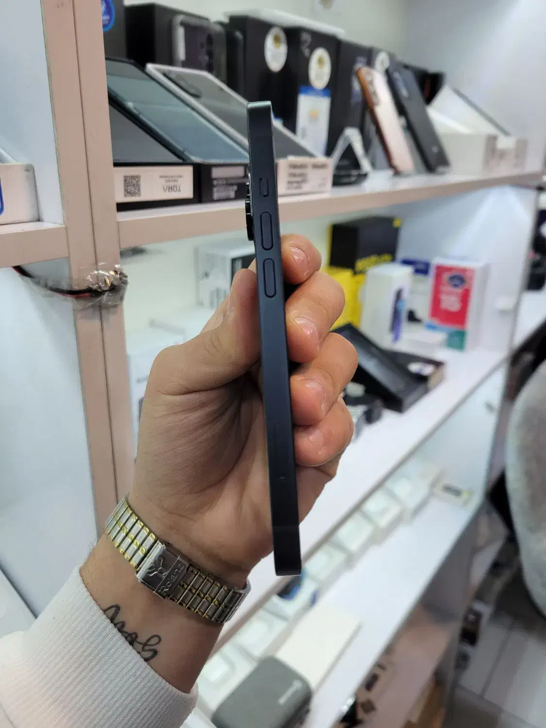 iPhone 14 normal حافظه 128 باطری 98|موبایل|کرج, گوهردشت|دیوار