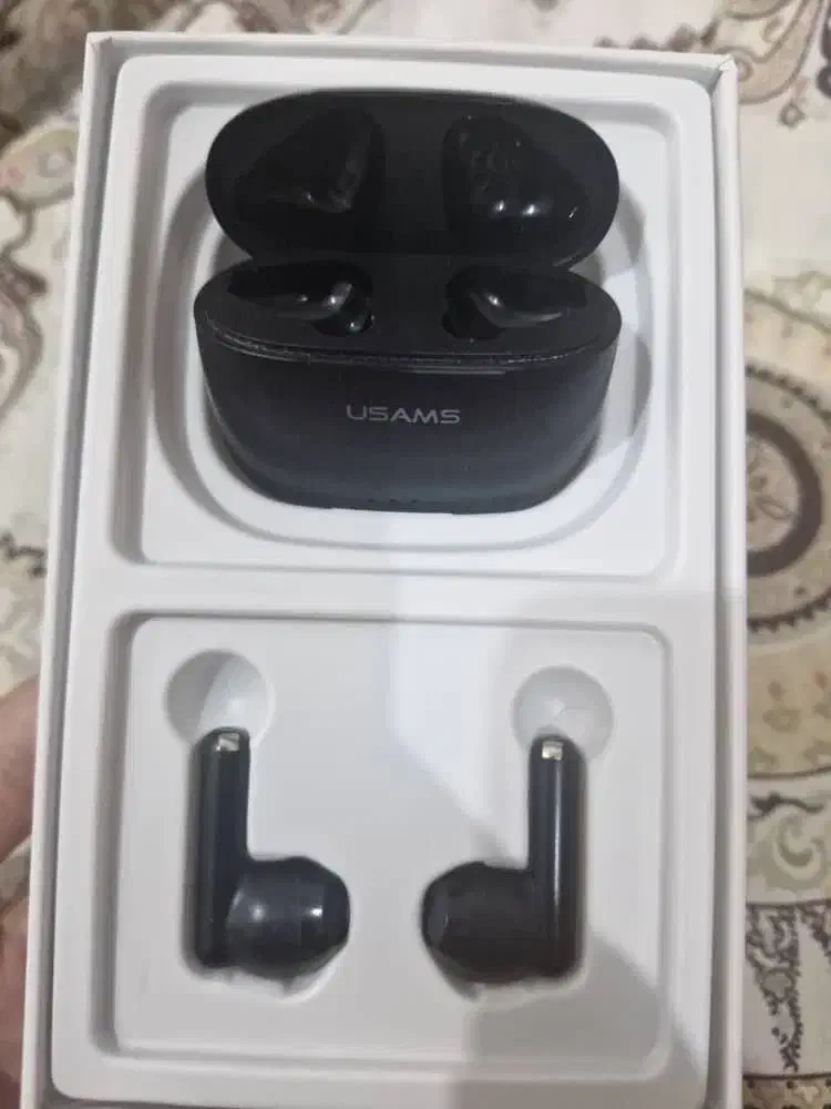 ایرپاد USAMS-US14سالم و تمیز کاملا نو اصل|لوازم جانبی موبایل و تبلت|شوشتر, |دیوار