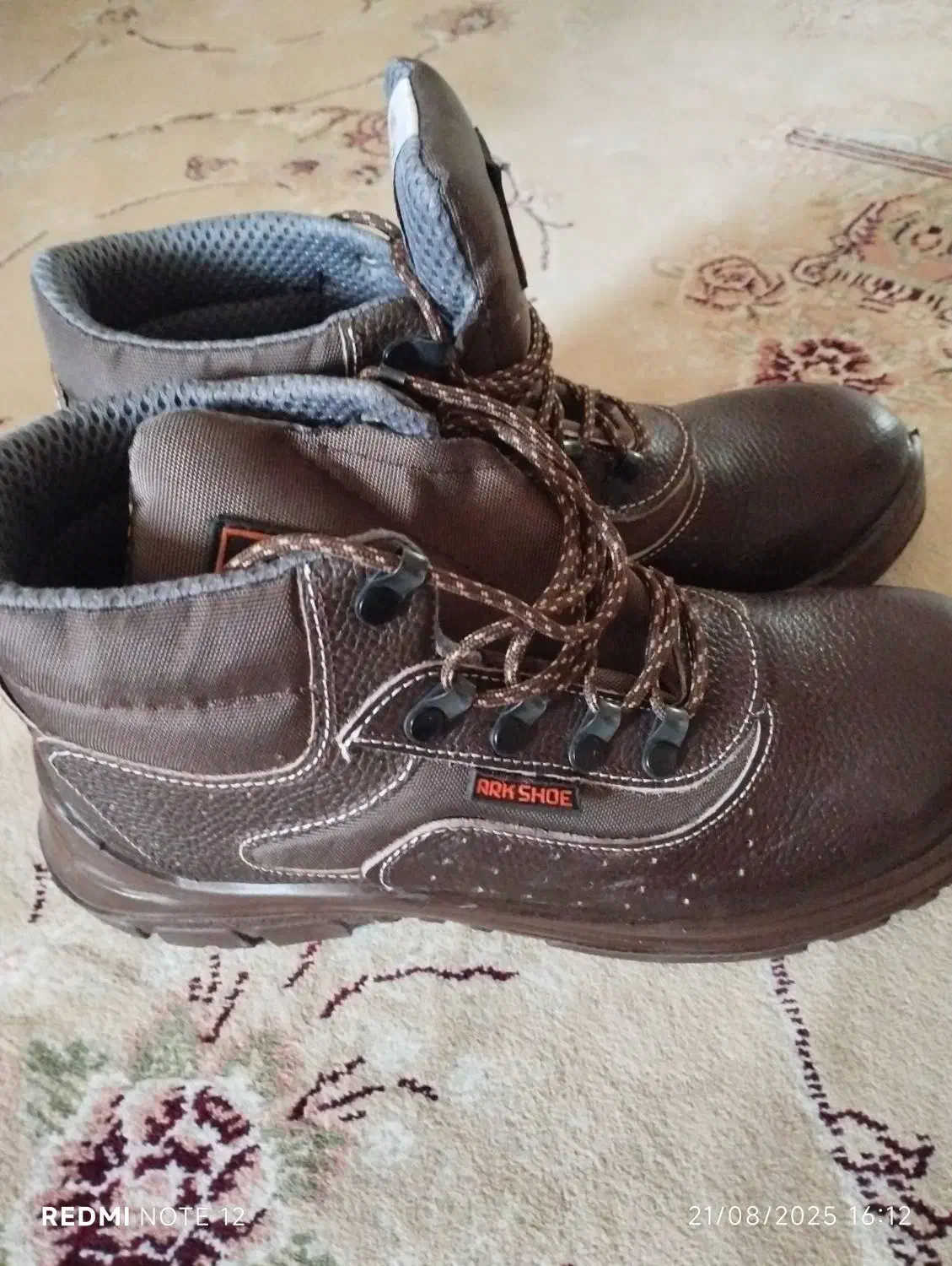 کفش ایمنی سایز ۴۳|کیف، کفش، کمربند|سبزوار, امام خمینی (ناوی)|دیوار