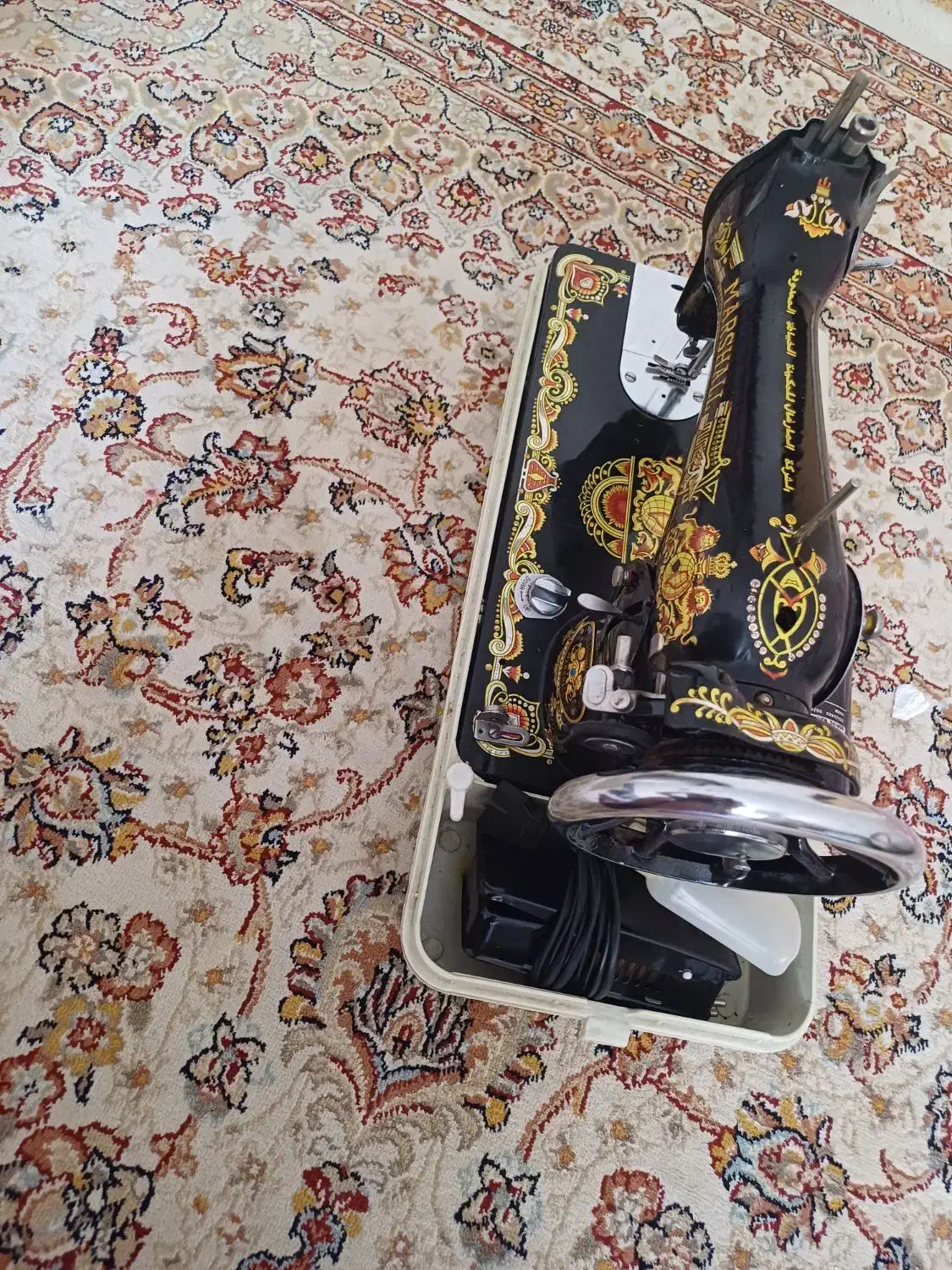 فروش چرخ خیاطی|چرخ خیاطی و ریسندگی|بیرجند, |دیوار