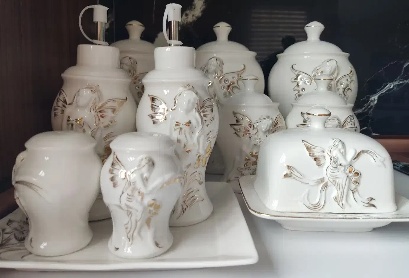 سرویس پاسماری ۱۴پارچه|ظروف سرو و پذیرایی|شازند, |دیوار