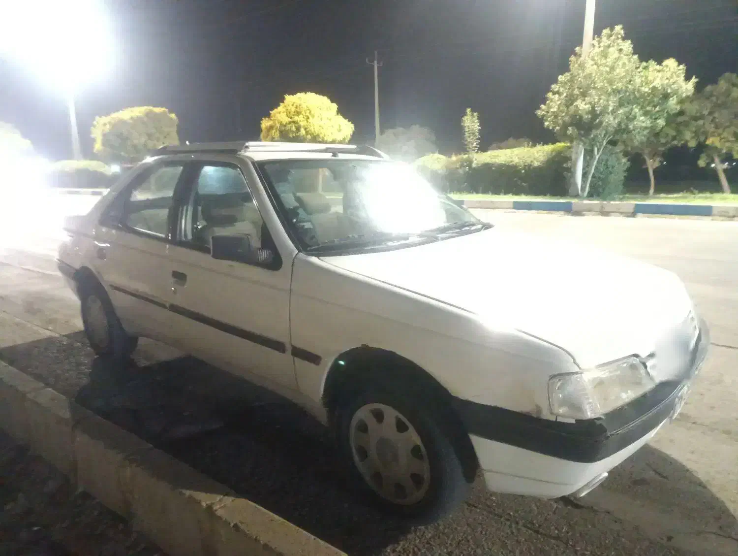 اردی سفید|خودرو سواری و وانت|آباده, |دیوار