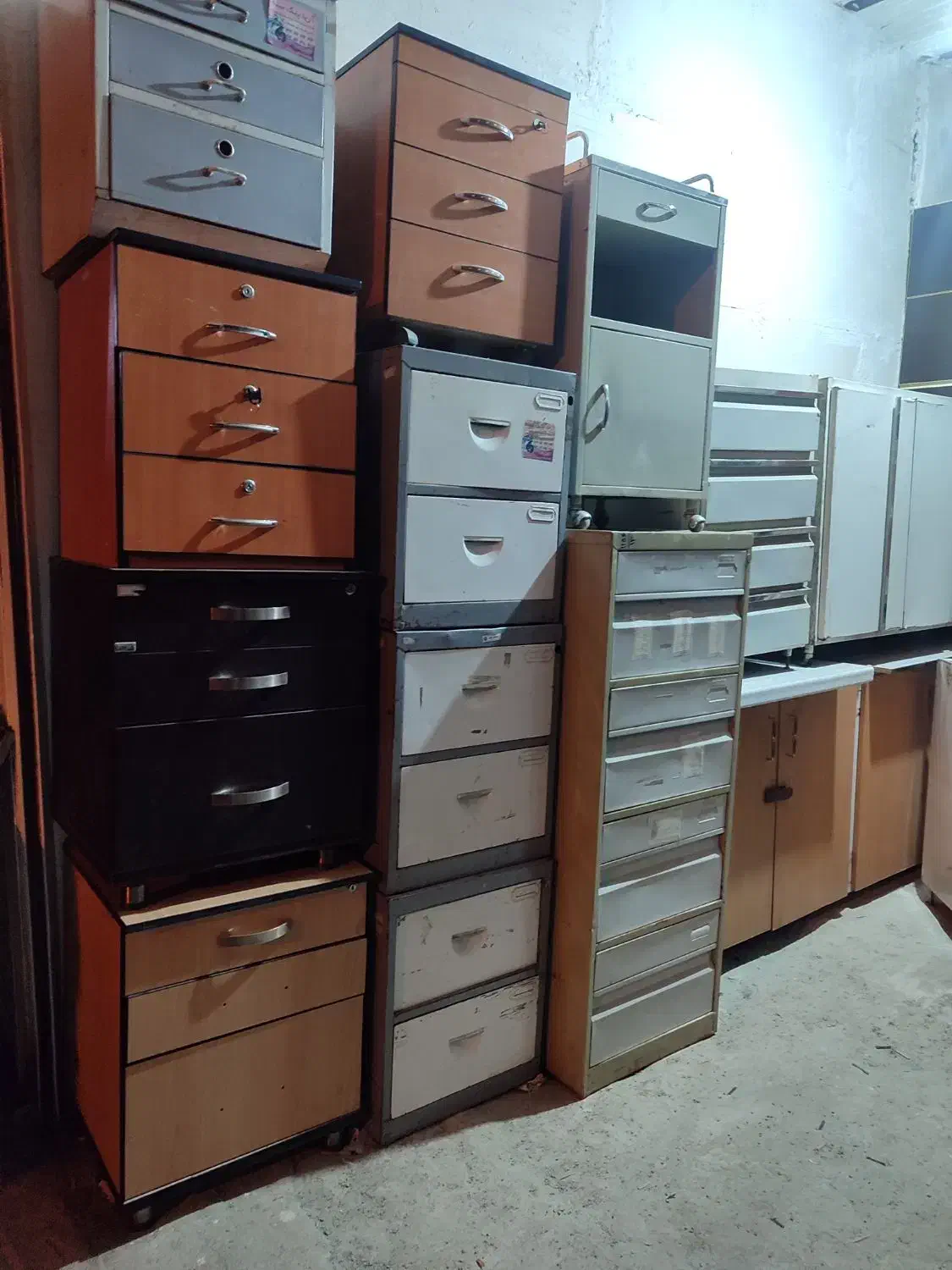 فایل فلزی درحدنو|دفتر کار|سنندج, |دیوار