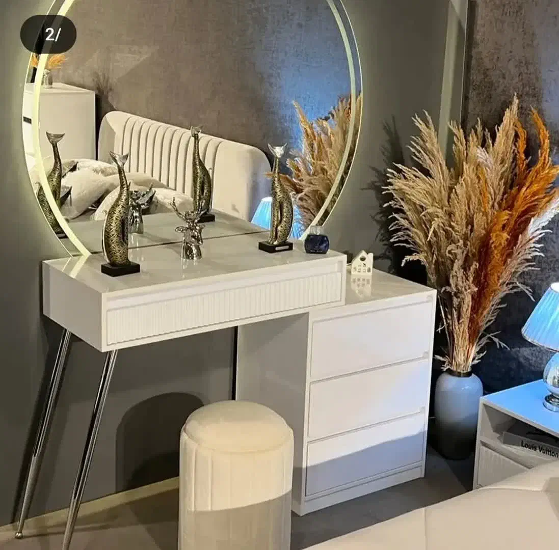 تولیدی سرویس خواب|تخت و سرویس خواب|کاشان, باغ فین|دیوار