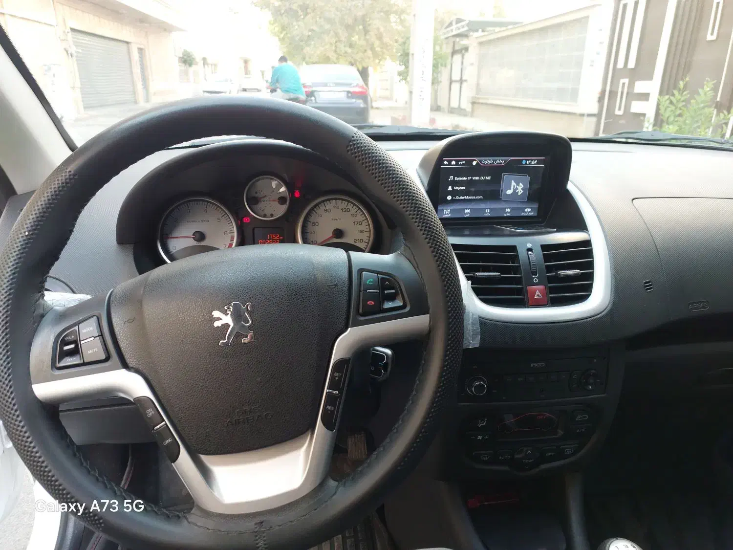 ۲۰۷|خودرو سواری و وانت|شیراز, سیاه سنگ|دیوار