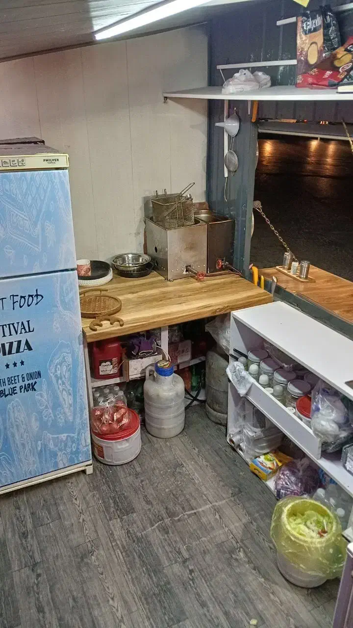 کانکس فست فود سیار|کافیشاپ و رستوران|فردیس, داوری|دیوار