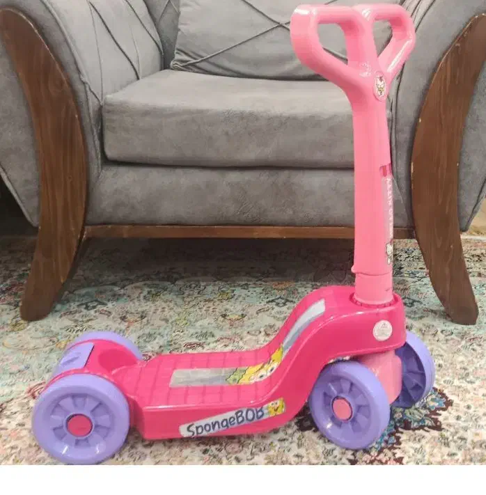 اسکوتر|دوچرخه، اسکیت، اسکوتر|باغستان, |دیوار