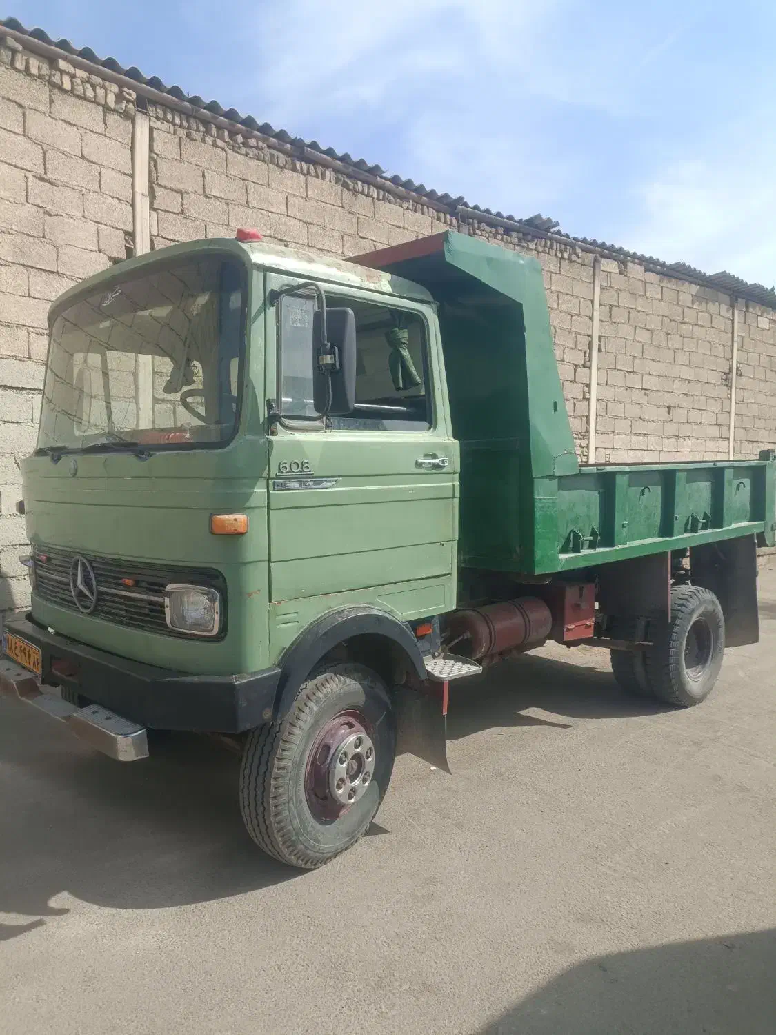 حمل نخاله و ماسه با خاور کمپرسی و بابکت|خدمات حمل و نقل|شیراز, شهدای شهرک سعدی|دیوار