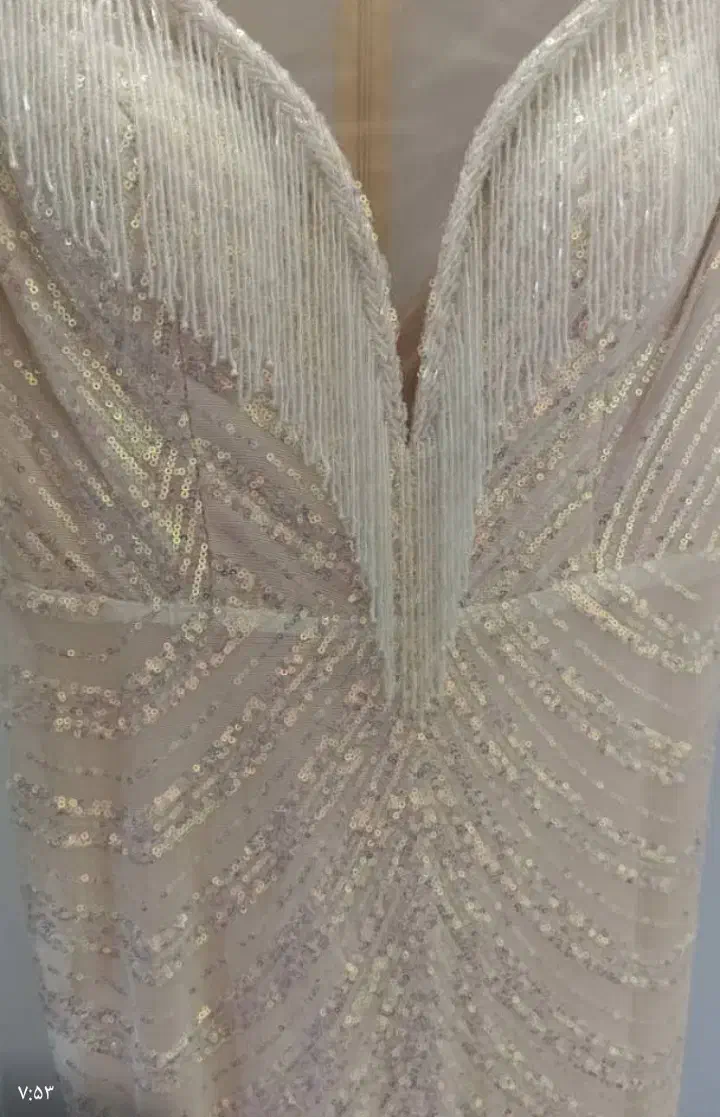 لباس مجلسی|لباس|قدس, شهرقدس|دیوار