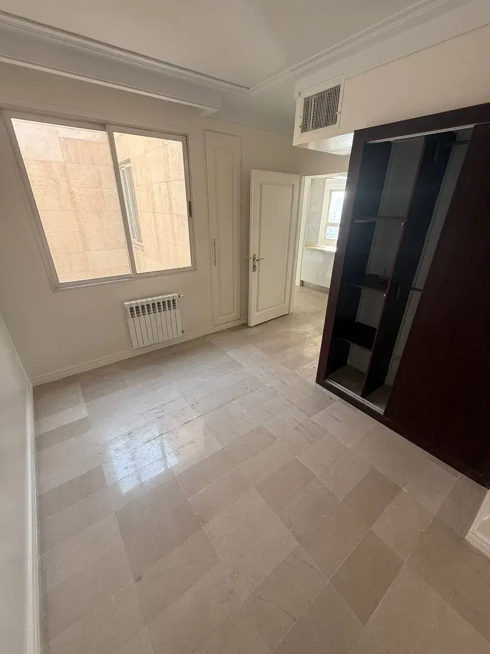 ۸۵ متر دو خواب فول امکانات ۱۵ واحدی