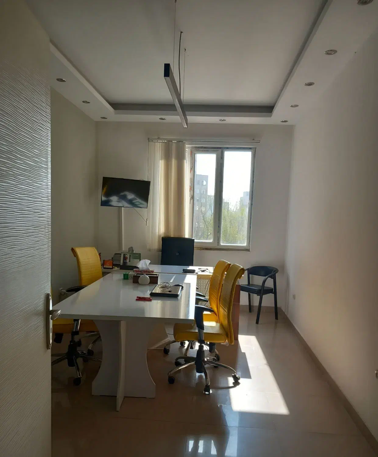 فروش واحد خدماتی واداری واقع در میدان قدس|فروش دفتر کار، اتاق اداری، مطب|اردبیل, |دیوار