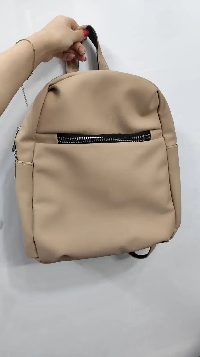 کیف و کوله|کیف، کفش، کمربند|قم, بنیاد|دیوار