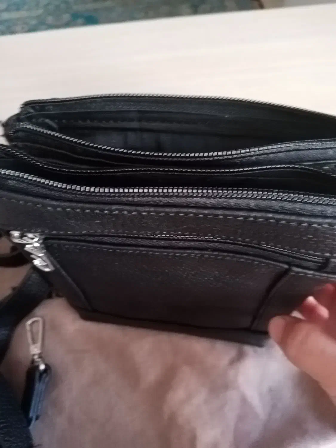 کیف|کیف، کفش، کمربند|زنجان, |دیوار