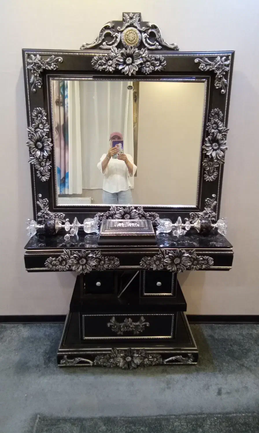 میز تحریر و آیینه و کنسول|بوفه، ویترین، کنسول|سیرجان, |دیوار