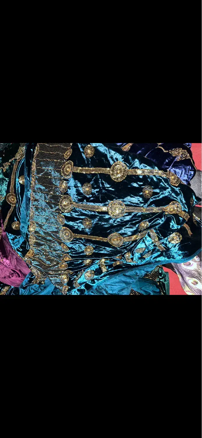 پارچه مخمل ابریشمی|لوازم خیاطی و بافتنی|یاسوج, |دیوار