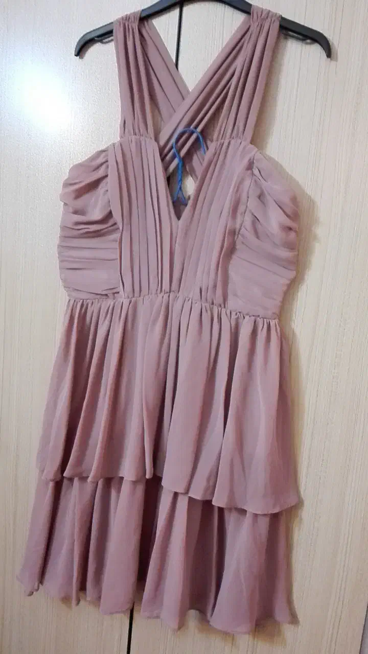 لباس خارجی|لباس|شیراز, قدوسی شرقی|دیوار