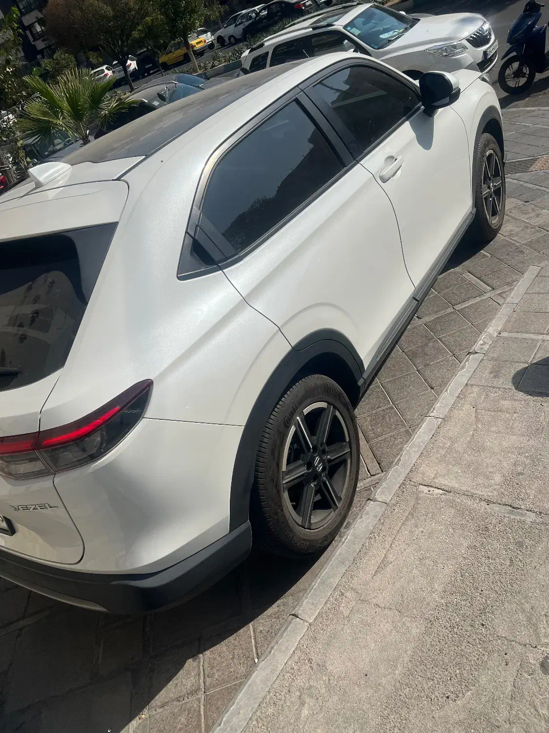 هوندا وزل ۲۰۲۴|خودرو سواری و وانت|تهران, درختی|دیوار