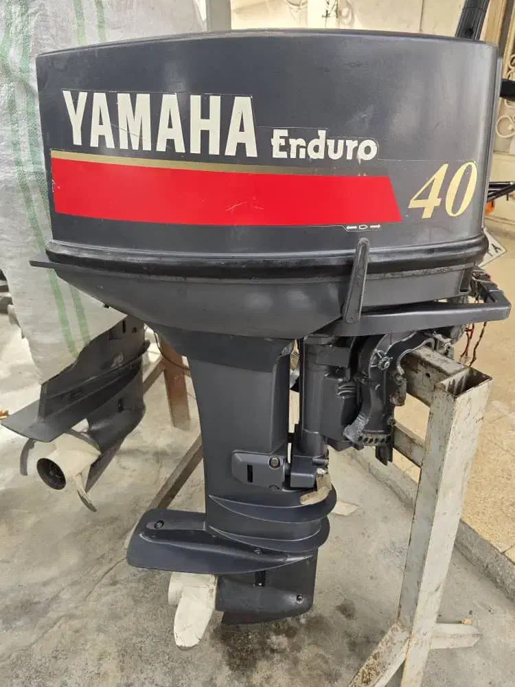 موتور یاماها ۴۰ کتابی دنده بغل|قایق و سایر وسایل نقلیه|سیریک, |دیوار