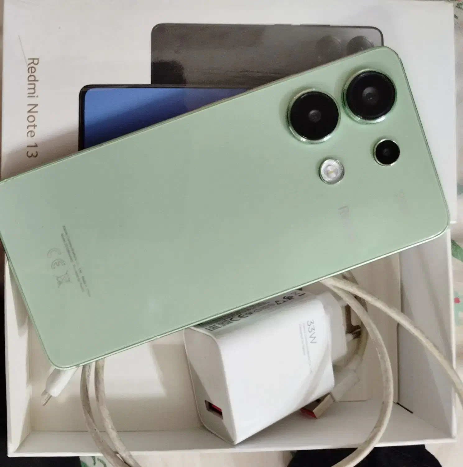 گوشی شیامی|موبایل|قم, سراجه (۱۵ خرداد)|دیوار