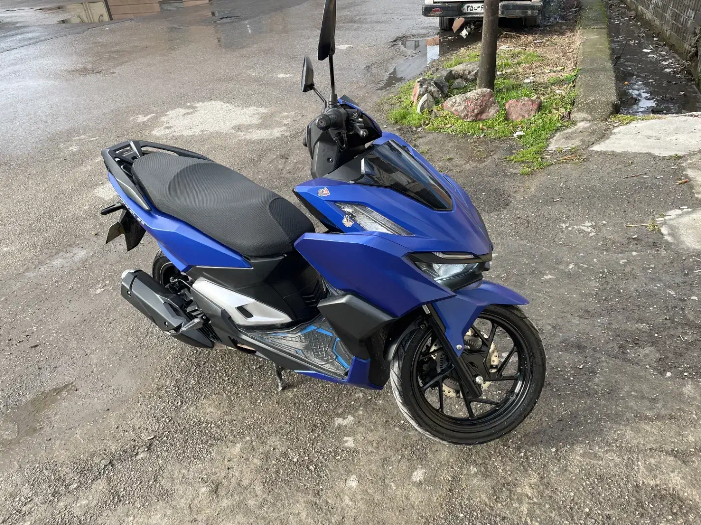 کلیک واریو ۱۶۰ ابی متالیک مات|موتورسیکلت|ساری, |دیوار