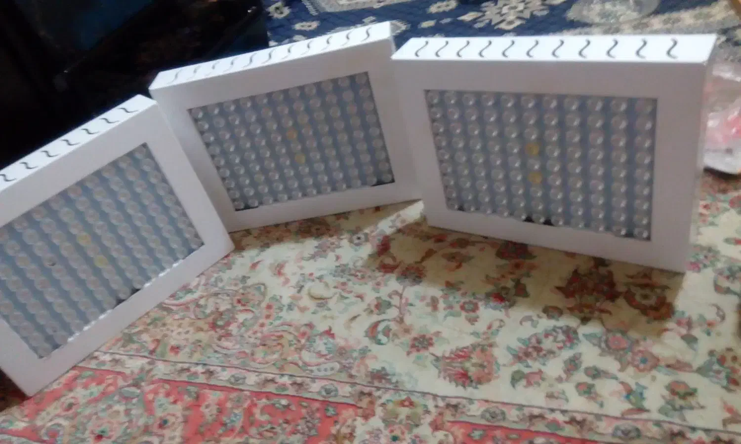 ال ای دی رشد گیاه همراه باکس|گل و گیاه طبیعی|کرج, چمران|دیوار