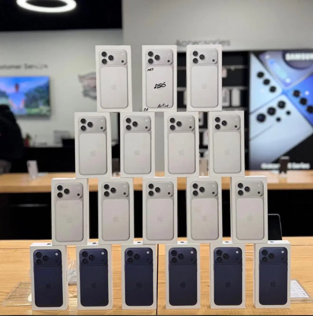 17pro max / ایفون ۱۷ پرو مکس|موبایل|تهران, صاحبقرانیه|دیوار