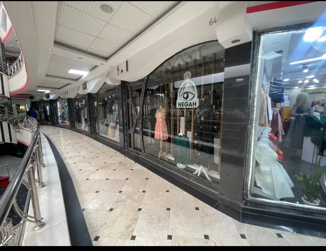 اجاره مغازه ۴۰متری پاساژ پارادایس آستانه اشرفیه|اجارهٔ مغازه و غرفه|آستانه اشرفیه, |دیوار