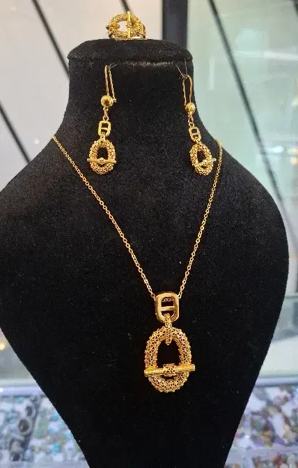 ست ونکلیف|بدلیجات|کرج, برغان|دیوار