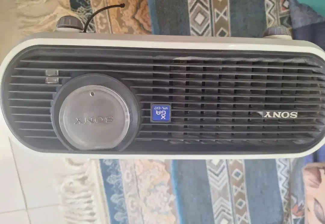 فروش یک دستگاه پروژکتور سونی|تلویزیون و پروژکتور|اهواز, گلستان|دیوار