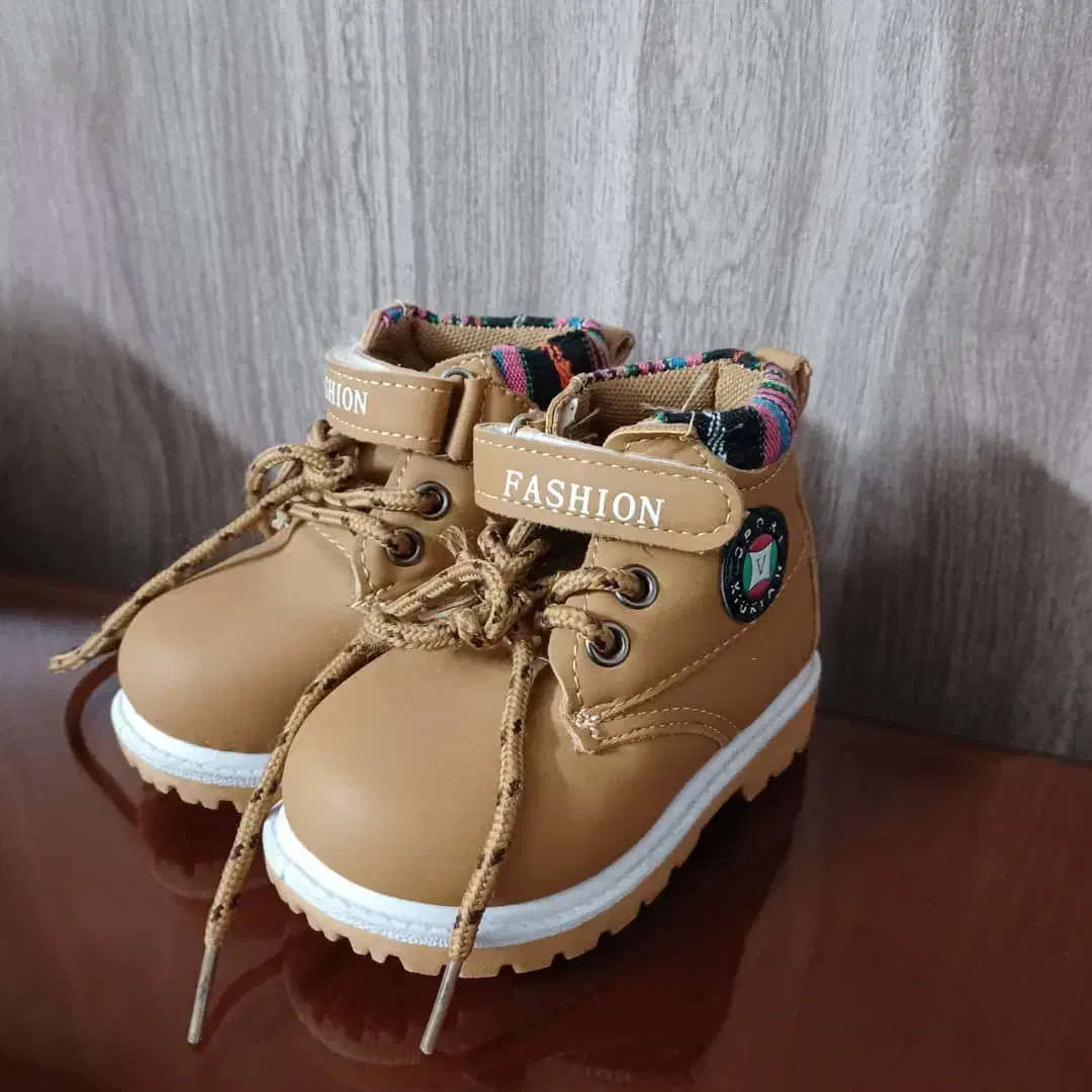 بوت بچگانه ،کفش بچگانه|کفش و لباس بچه|ری, فیروزآبادی|دیوار