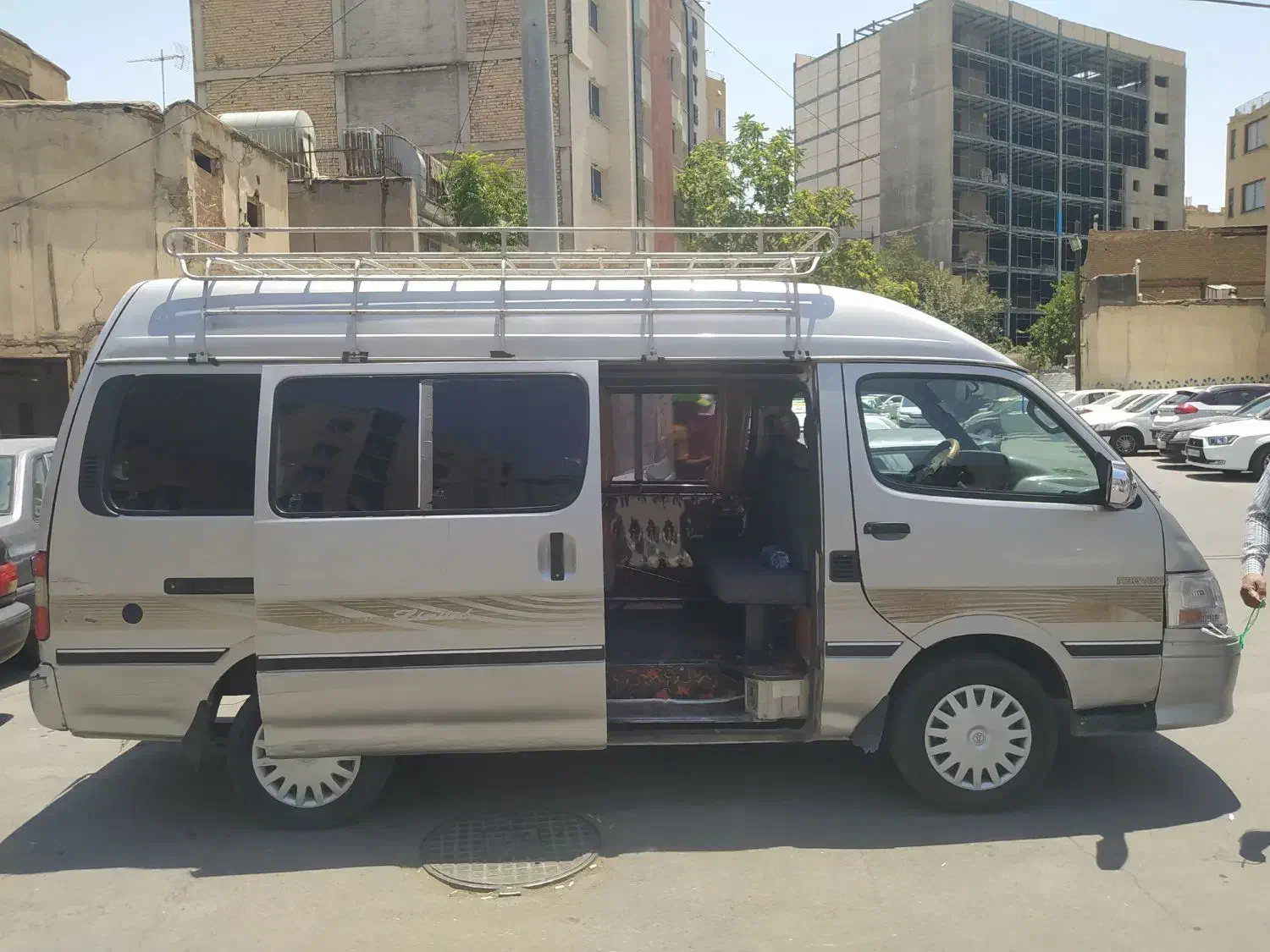 سرویس ادارات و کارخانجات ون سقف بلند|خدمات حمل و نقل|مشهد, بهمن|دیوار