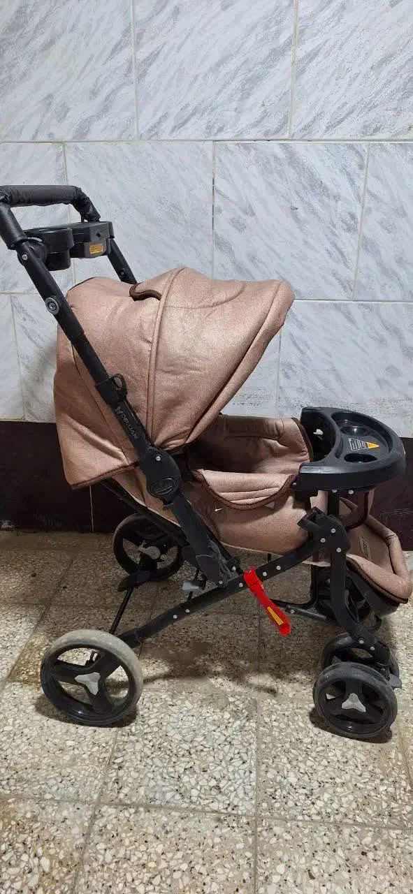 کالسکه کودک|کالسکه و لوازم جانبی|نجفآباد, حومه نجف آباد|دیوار