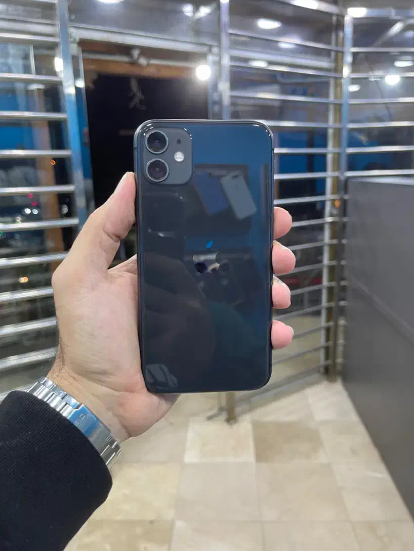 ایفون ۱۱ ۱۲۸ پلمپ|موبایل|ساری, |دیوار