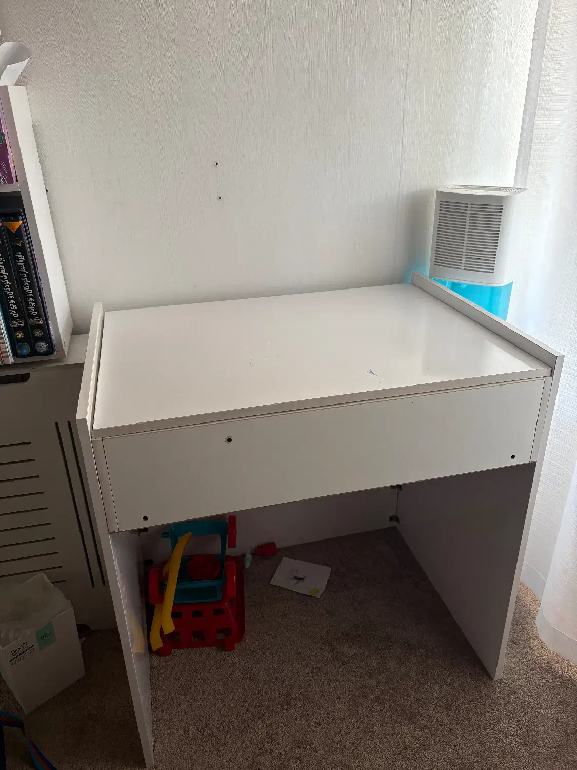 میز تحریر و صندلی گردان|میز تحریر و کامپیوتر|بندر انزلی, آذربایجان|دیوار