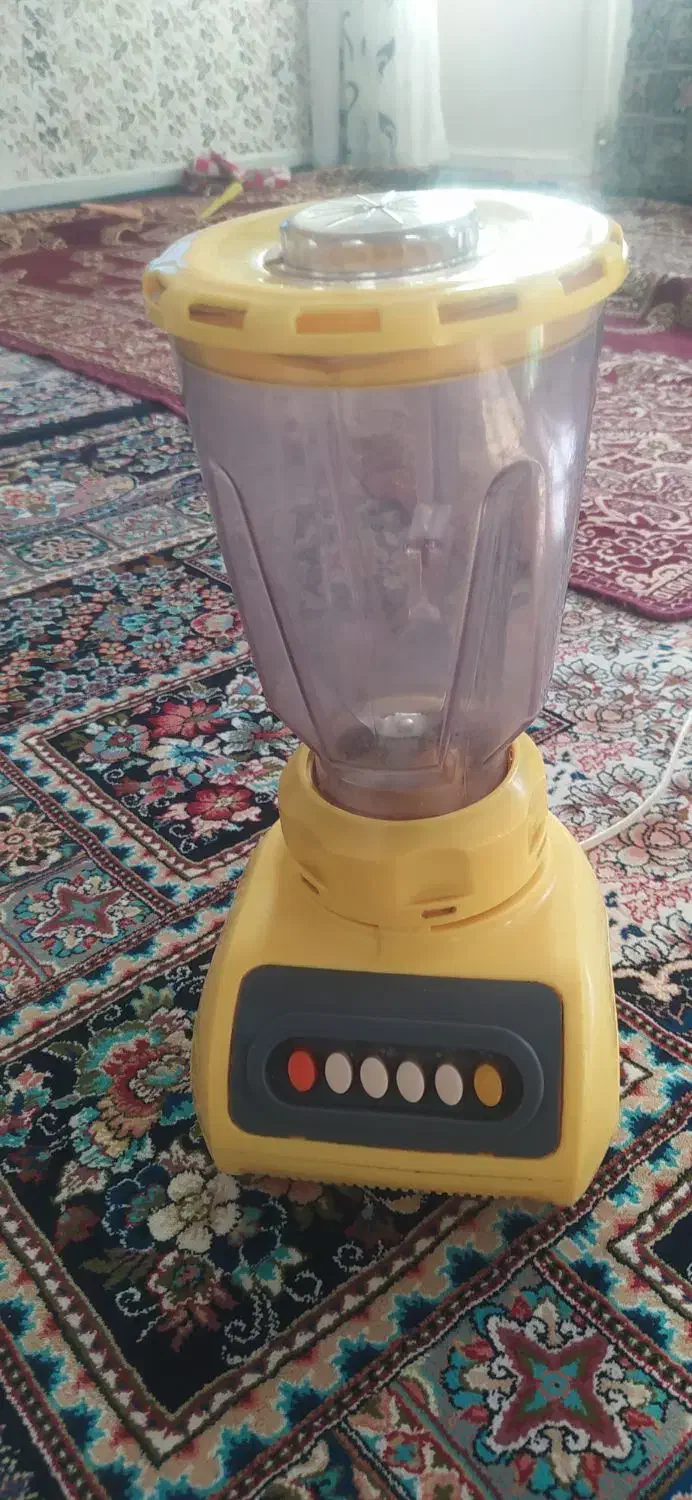 آب میوه گیری|آبمیوه‌گیر و آب‌مرکبات‌گیر|سنندج, |دیوار