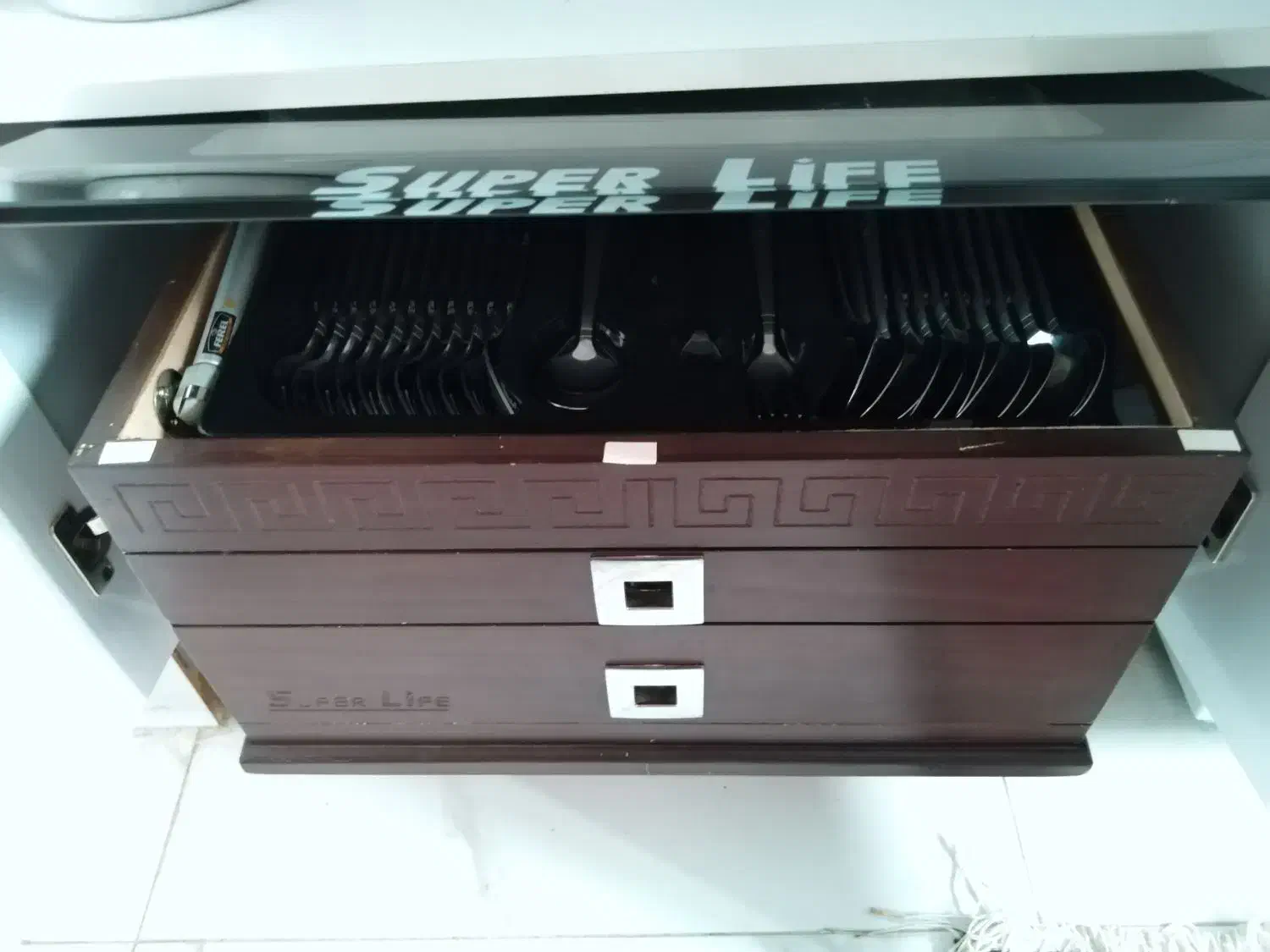 جاقاشقی پایه دار|آب‌چکان و نظم‌دهنده ظروف|فارسان, |دیوار