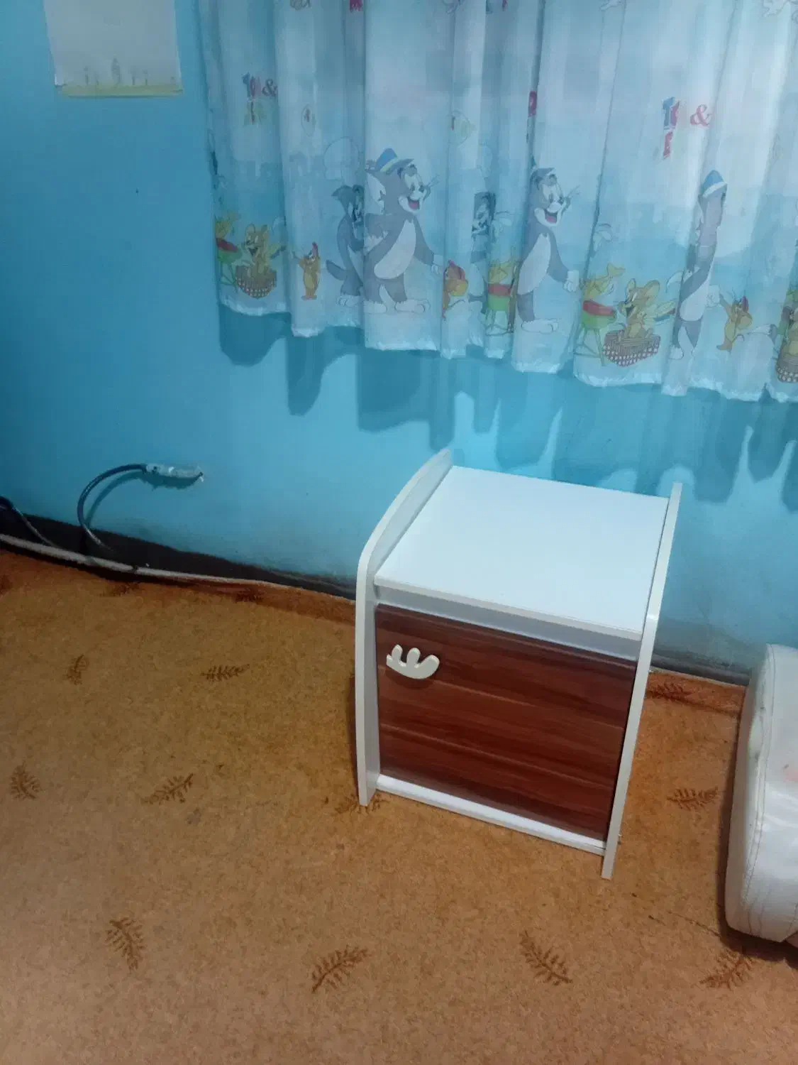 تخت کودک به همراه کمد و دراور و کتابخانه وپاتختی|تخت و سرویس خواب|آستانه اشرفیه, |دیوار