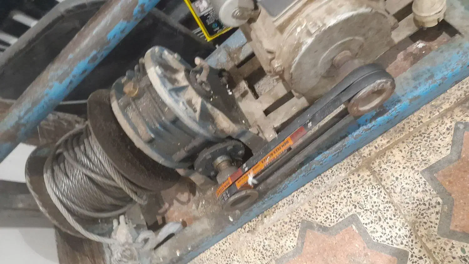 بالابر ساختمانی|مصالح و تجهیزات ساختمان|دزفول, |دیوار