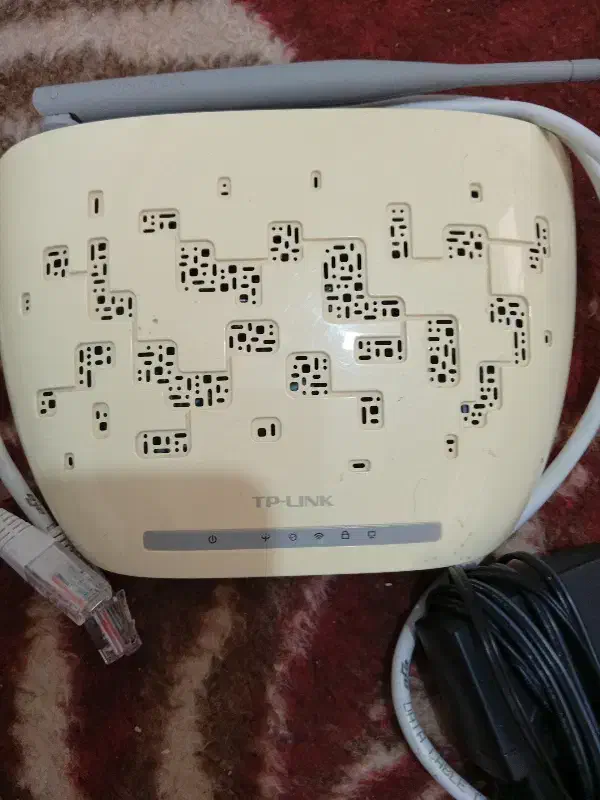 دستگاه وای فای|مودم و تجهیزات شبکه|اصفهان, خواجو|دیوار