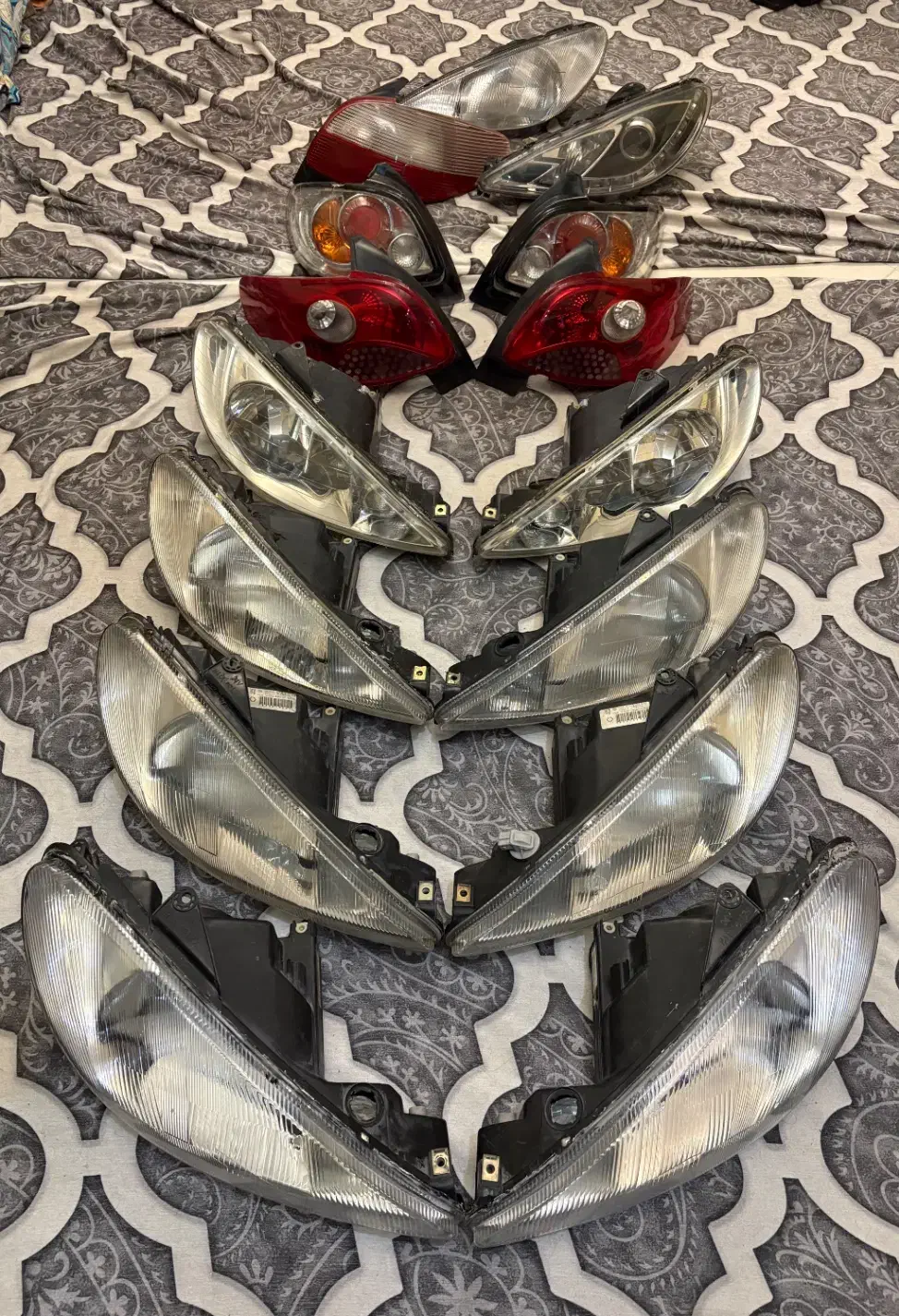 چراغ جلو کبریتی و کریستالی valeo و چراغ عقب|قطعات یدکی و لوازم جانبی|تهران, شهرآرا|دیوار