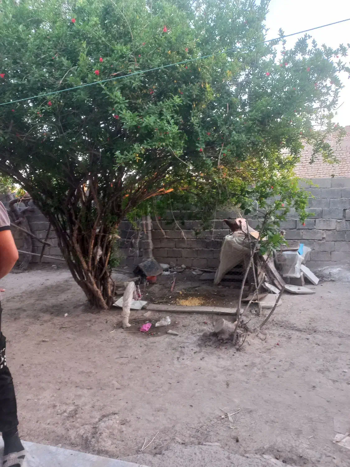 خانه ویلایی آب برق گاز شهری مناسب زندگی و سکونت|فروش خانه و ویلا|پیر بکران, |دیوار