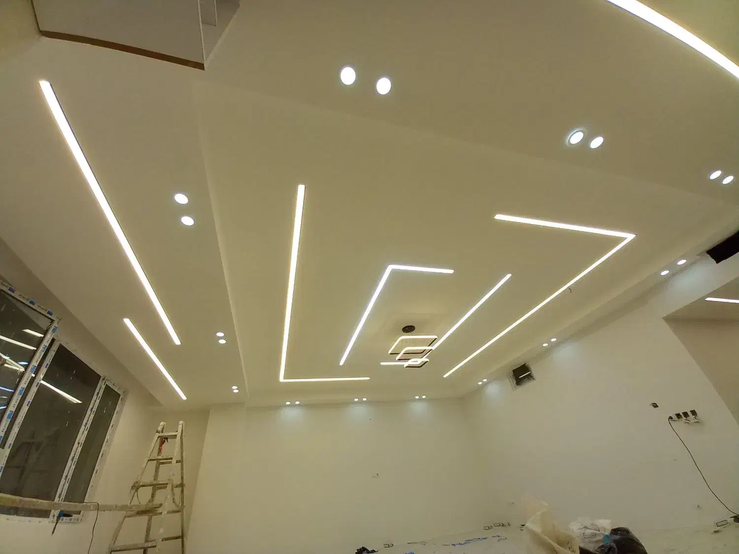 نورپردازی ،برقکاری،برق کار،رفع اتصالی|خدمات پیشه و مهارت|کرمانشاه, |دیوار