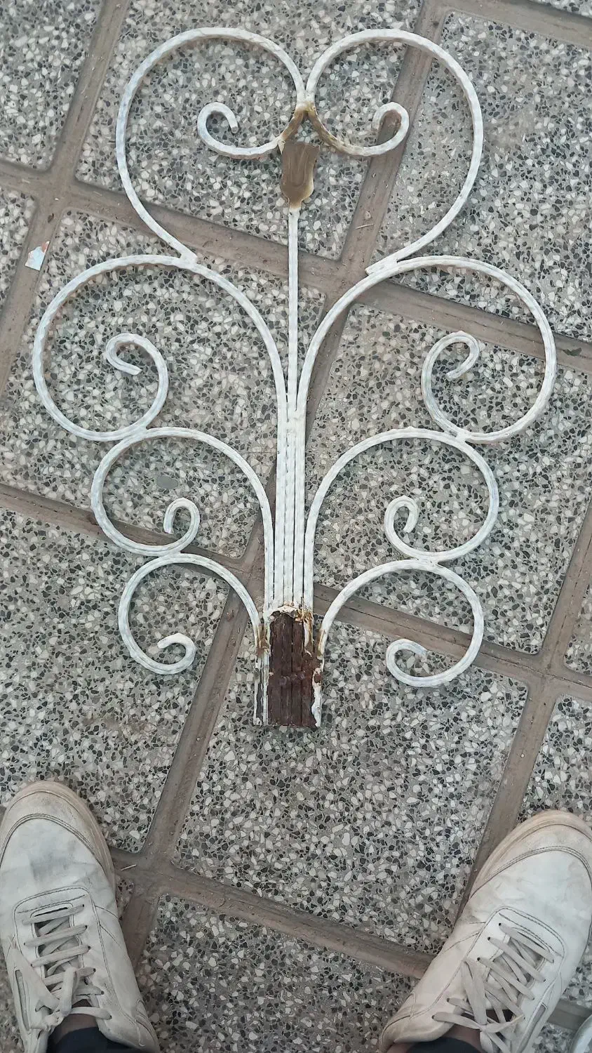 فروش چند قطعه فرفورژه|مصالح و تجهیزات ساختمان|کاشمر, |دیوار