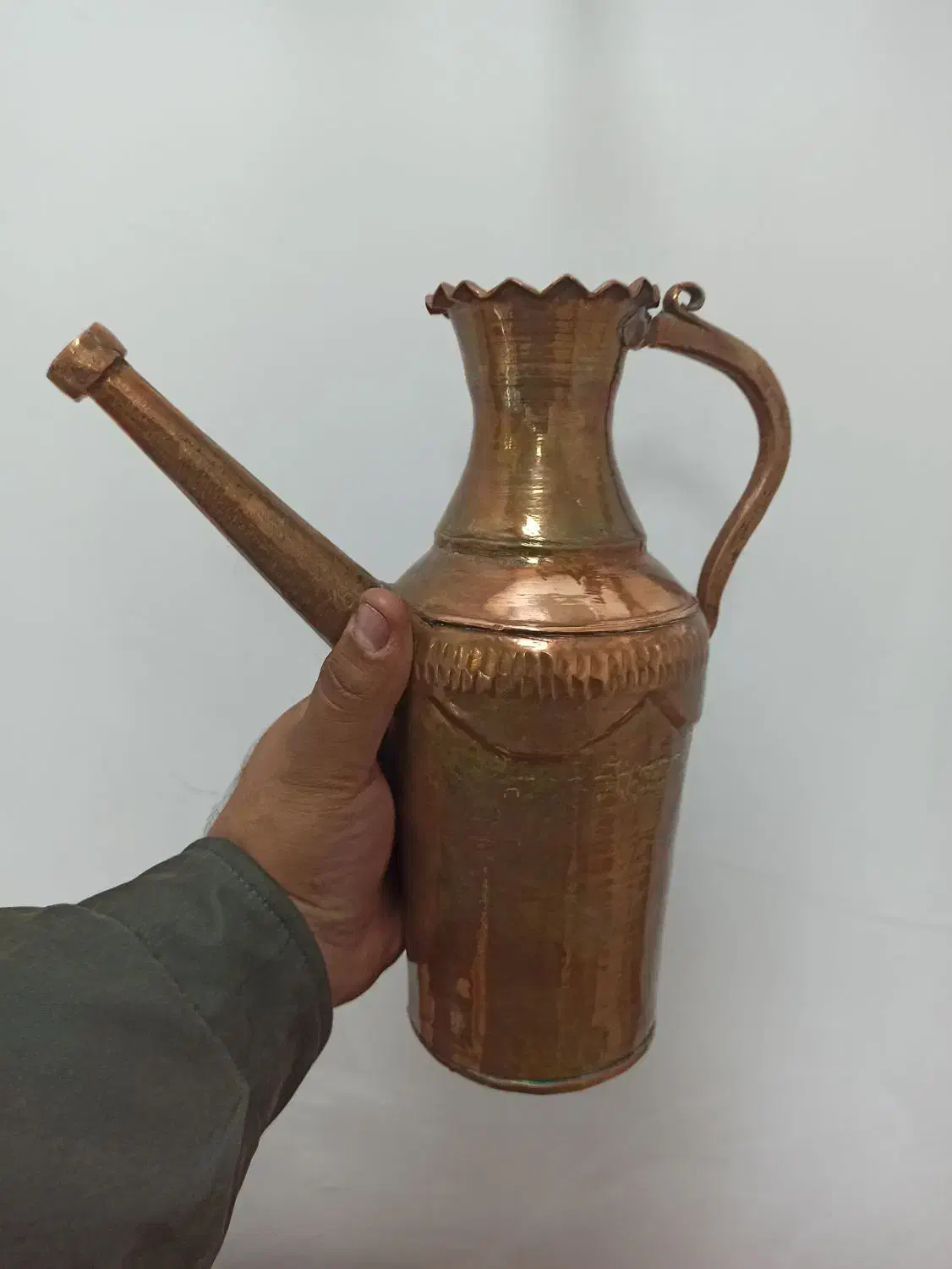 آفتابه کهنه سایز بسیار نایاب|کلکسیون اشیاء عتیقه|مراغه, |دیوار