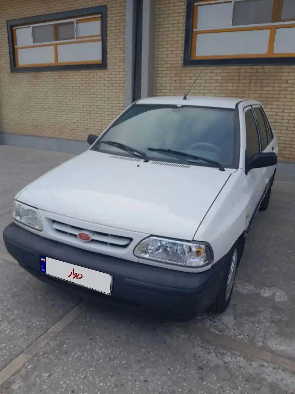 پراید ۹۰ sl سفید|خودرو سواری و وانت|قم, شهر قائم|دیوار
