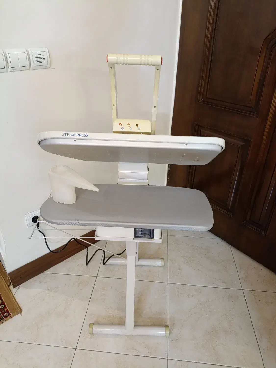 اتو مخزن دار پرس|اتو و لوازم اتو|اصفهان, مفتح|دیوار