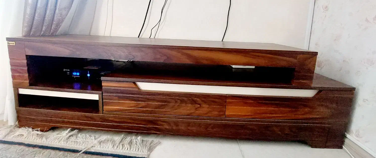 فروش میز تلوزیون وکیوم|میز تلویزیون|شیراز, باغ تخت|دیوار