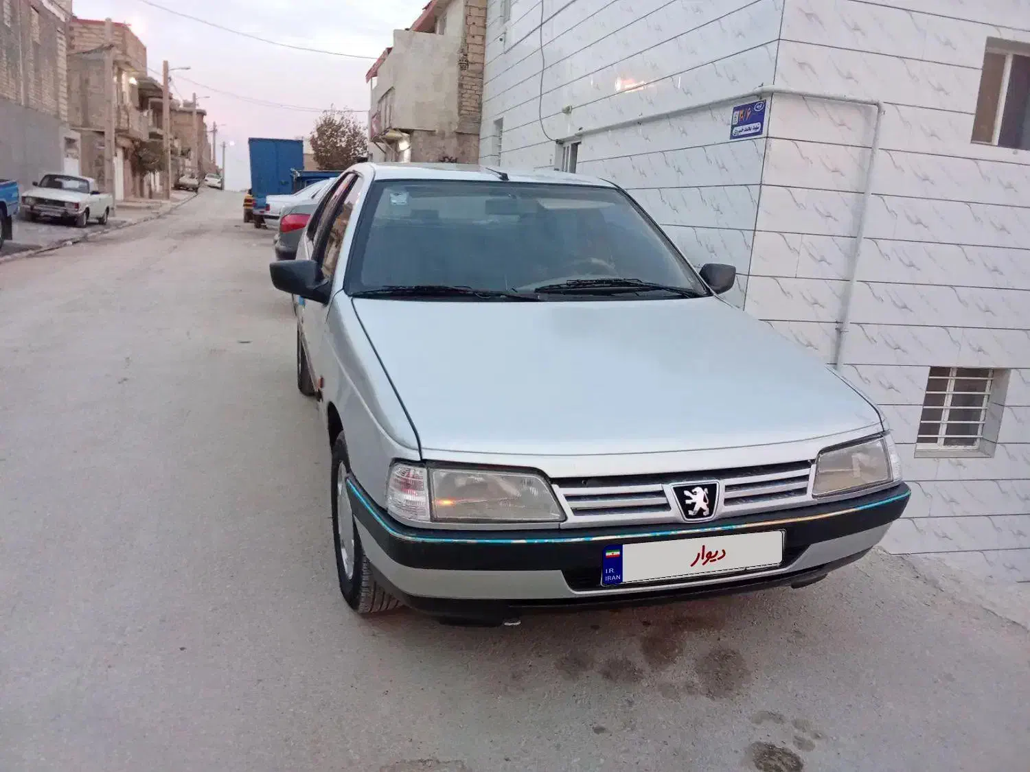 پژو405 مدل 93 دوگانه کارخونه عروسک|خودرو سواری و وانت|شیراز, سلطان آباد|دیوار