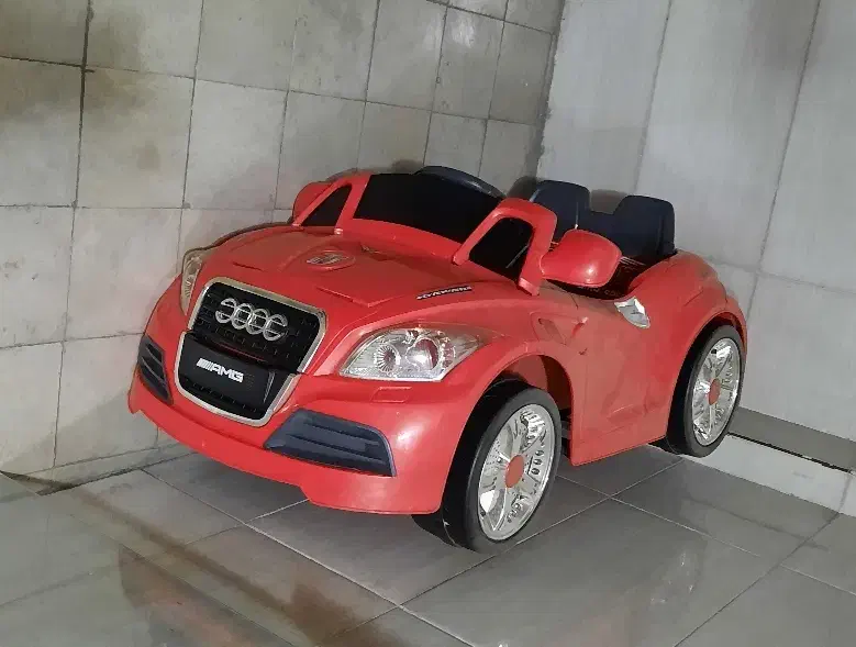 ماشین شارژی|اسباب‌‌بازی|تهران, مقدم|دیوار